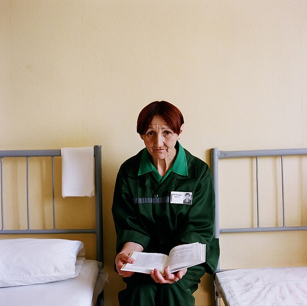 Те, кто не может выполнять работу из-за проблем со здоровьем, могут заниматься чтением.