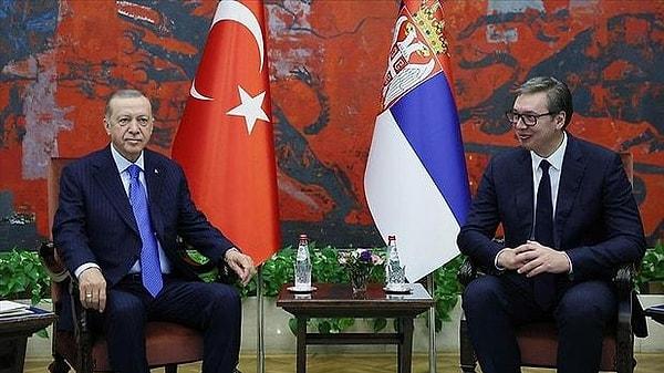 Sırbistan Başbakanı Aleksandar Vucic de Erdoğan'ı tebrik eden isimlerden oldu.