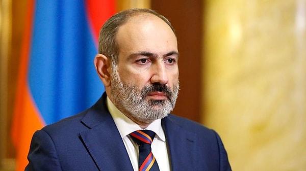 Ermenistan Başbakanı Paşinyan, 'İlişkilerin normalleşmesi için birlikte çalışmayı sabırsızlıkla bekliyorum' diyerek Recep Tayyip Erdoğan'ı tebrik etti.