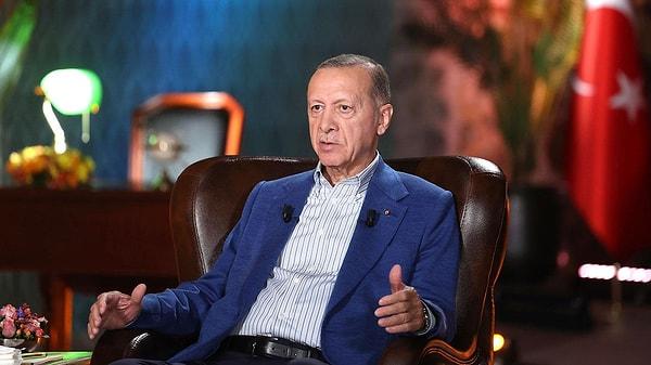 Recep Tayyip Erdoğan yeniden Cumhurbaşkanı seçildi.