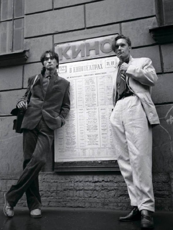 13. Виктор Цой и Георгий Гурьянов