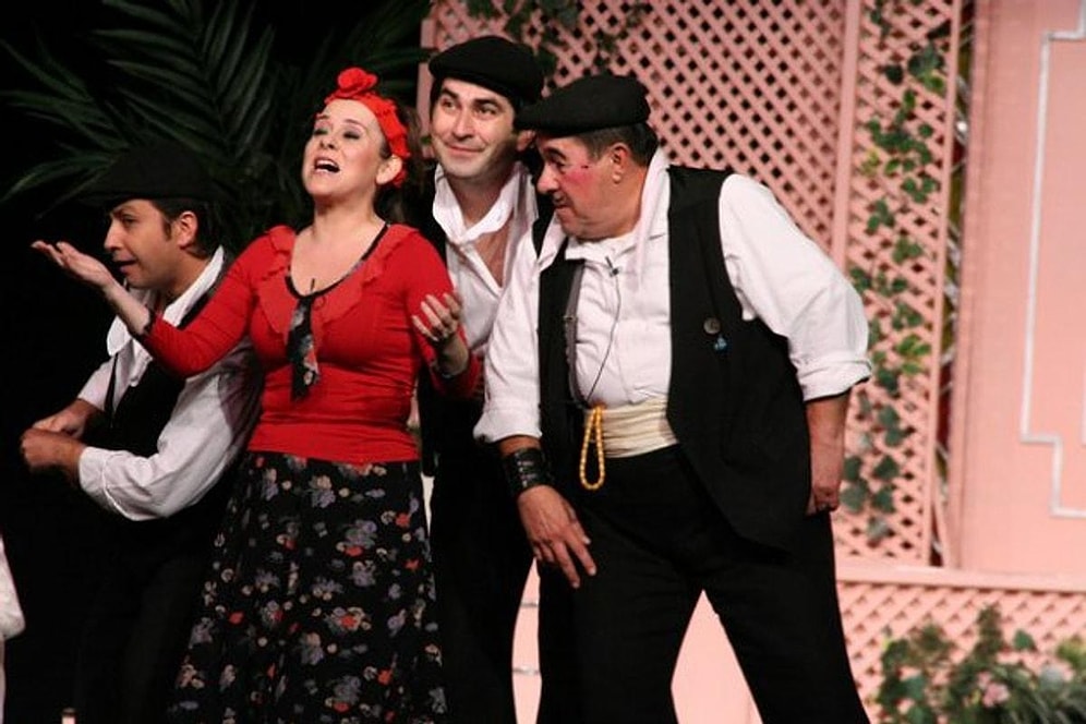 9 Unforgettable Turkish Theater Works with a Golden Legacy