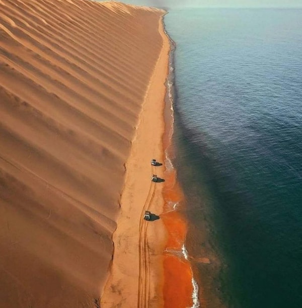 12. Намибия, место, где пустыня встречается с океаном
