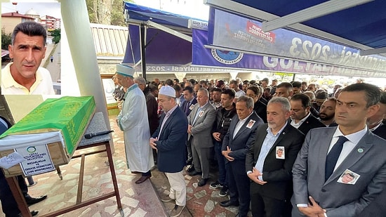 Öldürülen İYİ Partili Sandık Görevlisi Toprağa Verildi: 3 Şüpheli Adliyede