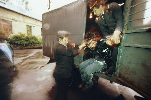 2. Нарушение общественного порядка, связанное с употреблением алкоголя, подвергается строгим правилам, особенно в отношении лиц, совершающих это преступление повторно.