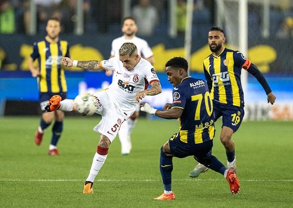İkinci yarıda oyuna sonradan giren Barış Alper Yılmaz 73. dakikada sahneye çıkarak Galatasaray'ı 3-1 öne geçirdi.