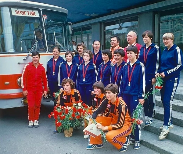 17. Сборная по ручному мячу (1980 год).