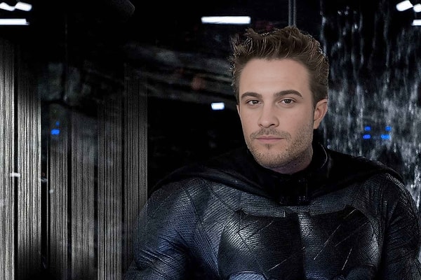 6. Kerem Bürsin - Batman