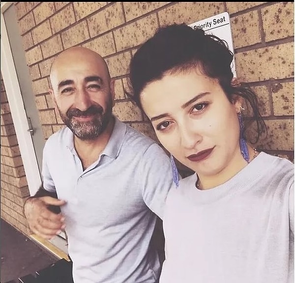 Melike Şahin ve sevgilisi Sedat Bey'in 5 yılı devirdiklerini de paylaşımlarından öğrenmiştik.