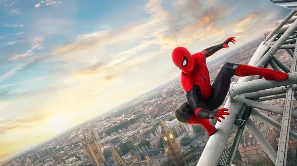 Один из продюсеров, Ави Арад, также заявил, что фильм «Женщина-паук» встретит зрителей раньше, чем ожидалось, и сказал: «Я ничего не могу сказать вам о времени выпуска, но фильм уже в пути».