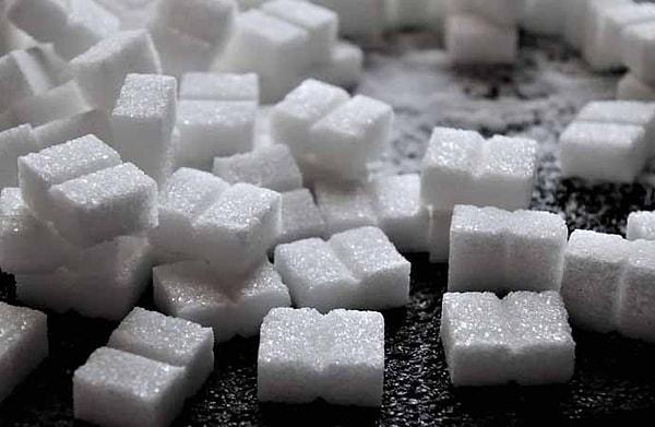 FAO Şeker Fiyat Endeksi üst üste dördüncü ayda da yükseliş kaydederek Nisan ayına göre yüzde 5,5 yükseldi ve bir önceki yıla göre yaklaşık yüzde 31 daha yüksek bir düzeye ulaştı.