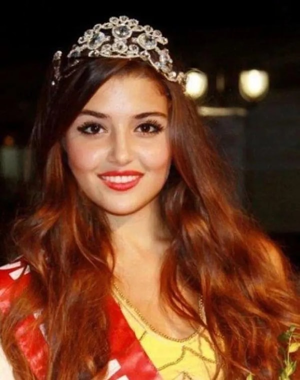 Hande Erçel (Miss Turkey 2012):