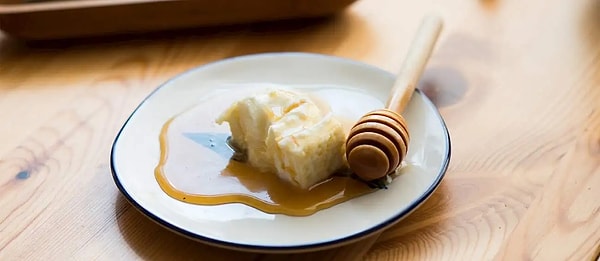 6. Honey and Kaymak: