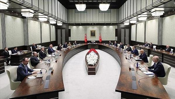 Erdoğan'ın yemininin ardından bugün 22.00'de yeni Kabine'nin açıklanması bekleniyor.