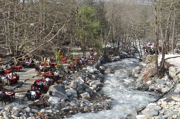 Saitabat Şelalesi'nin Tarihi ve Doğal Yapısı