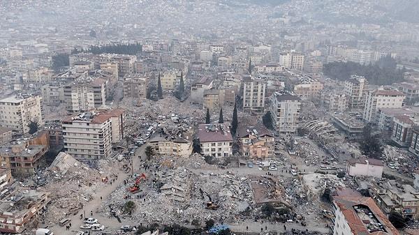 Kahramanmaraş’ta 6 Şubat’ta yaşanan depremler bölgede büyük bir yıkıma neden olmuş ve 50 binden fazla vatandaşımız hayatını kaybetmişti.