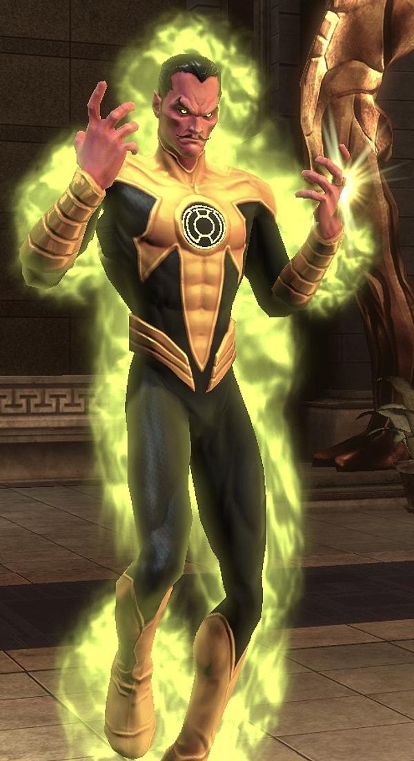 Efsanevi aktör David Niven gibi, Sinestro da gayet entelektüel ve havalı bir tavra sahiptir ve aynı zamanda, Sinestro'nun da İngiliz aksanı vardır.