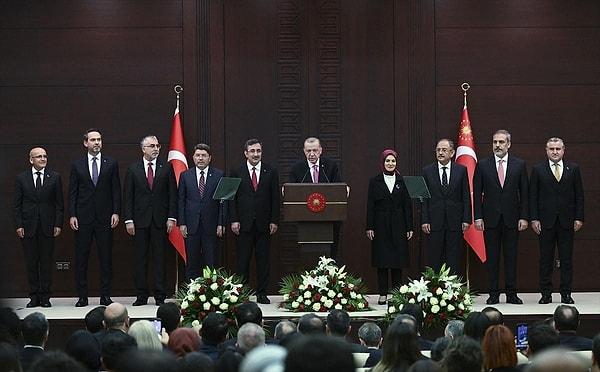 Recep Tayyip Erdoğan'ın yeniden Cumhurbaşkanı seçilmesinin ardından yeni Bakanlar Kurulu belli oldu.