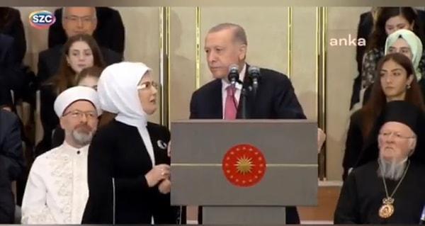Erdoğan yaptığı konuşmanın teşekkür kısmında, Mustafa Destici ve Sinan Oğan'a teşekkür etmeyi unuttu.
