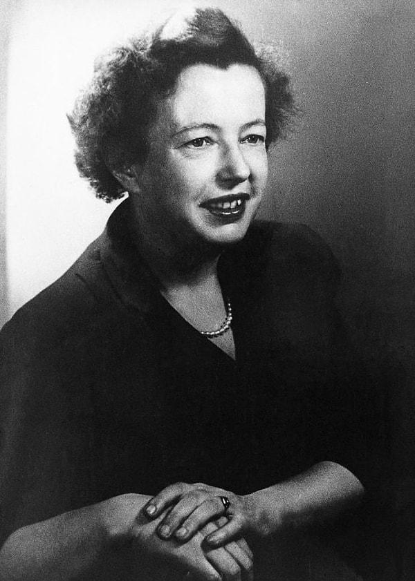 21. Maria Goeppert Mayer  (1906-1972)