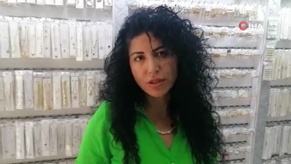 Hemcinsine Sapıklık Yapan Kadın, Polis Zoruyla Uzaklaştırıldı