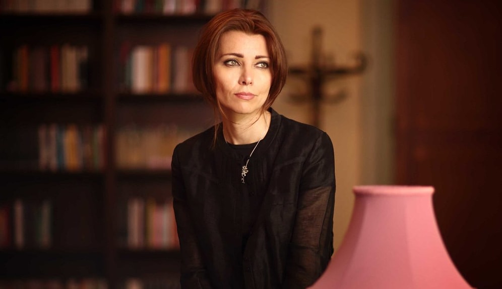 Elif Shafak: A Literary Journey of Culture, Identity, and Empathy