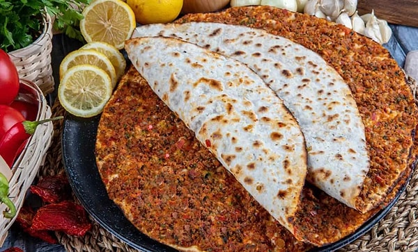 6. Lahmacun: Turkish Pizza