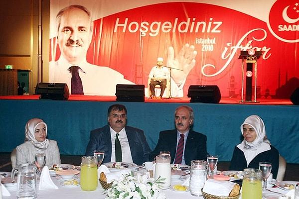 Numan Kurtulmuş'un verdiği iftar yemekleri, Erbakancılar tarafından baskına uğratıldı. Masanın üzerine çıkan Erbakancılar, "Hoca'ya Sadakat Şerefimizdir" sloganları attı.