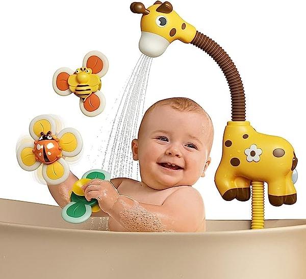 8. Banyo yapmayı sevmeyen bebeklere bile yıkanmayı sevdirme garantili çok sevimli bir duş seti.