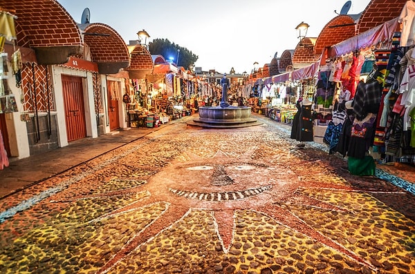 15. В какой день Мексика празднует День Независимости?