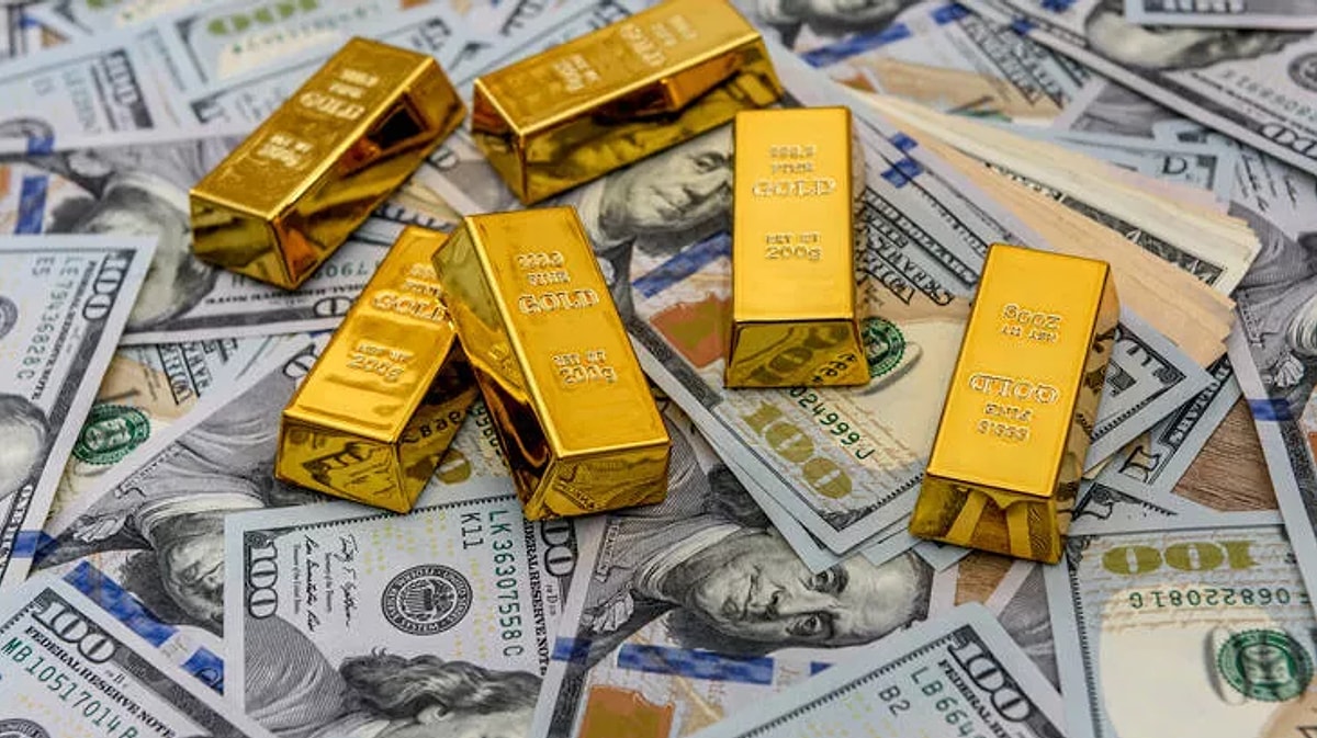 Nurg�l Ye�il�ay U�u�a Ge�en Dolar ve Alt�n Fiyatlar�na Asmal� Konak Dizisiyle G�nderme Yapt�