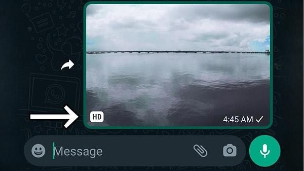 Yeni özelliğinde de şeffaflık kurallarını unutmayan WhatsApp, HD çözünürlükte paylaşılan fotoğrafların sol altında belirgin bir işaret konumlandırarak diğer kullanıcılara da bilgi verecek.