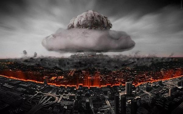 Ünlü kahinin 2023 yılında Asya'nın üzerine zehirli bulutların çökmesine neden olacak büyük bir nükleer santral patlaması konusunda uyarıda bulunduğu söyleniyor.