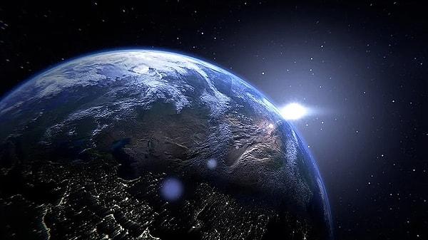 İlk olarak, “Dünya'nın yörüngesinin değişeceğini” öngördüğü söyleniyor.