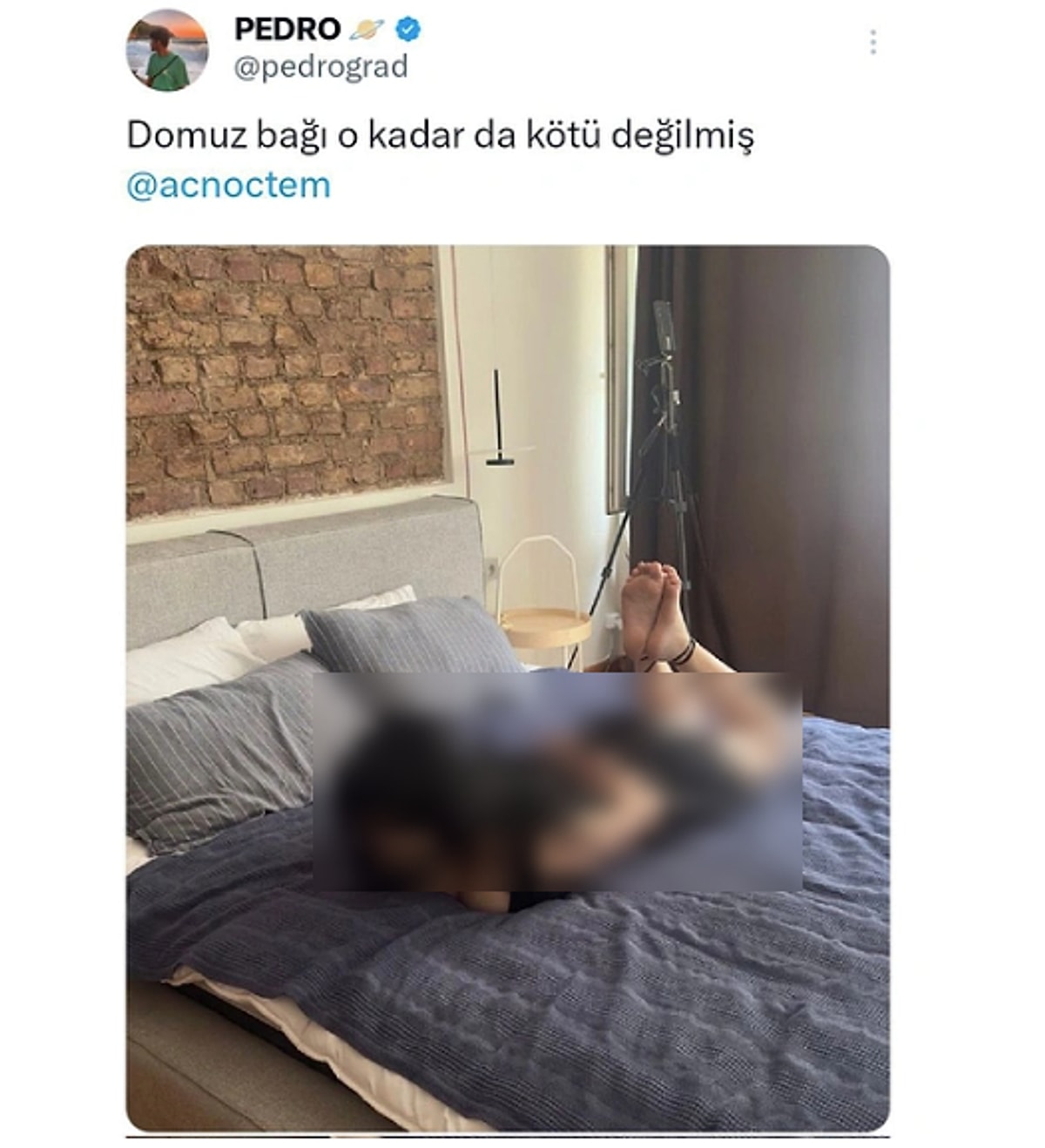 OnlyFans kullanıcısı çift daha önce böyle bir fotoğraf paylaşmıştı 