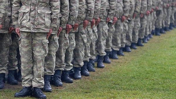 Bedelli askerlik yapmak isteyen vatandaşlar, 104 bin 84 lira karşılığında askerlik hizmetini tamamlıyor.