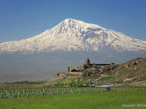 Mount Ararat - Conquer the Summit: