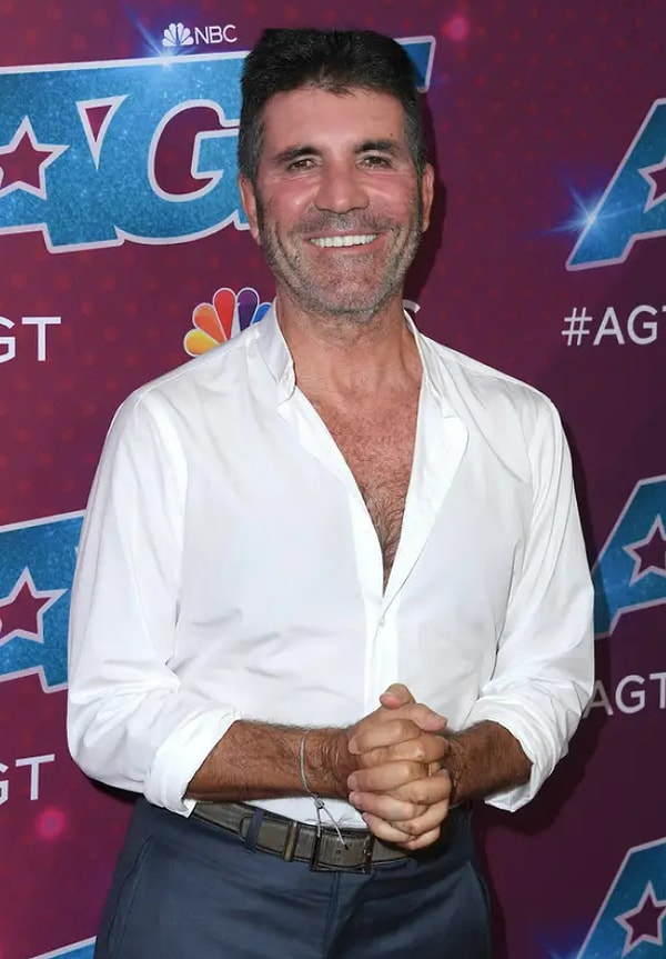 6. Саймон Коуэлл удалили филлеры для лица, увидев свою старую фотографию и совсем не узнав себя