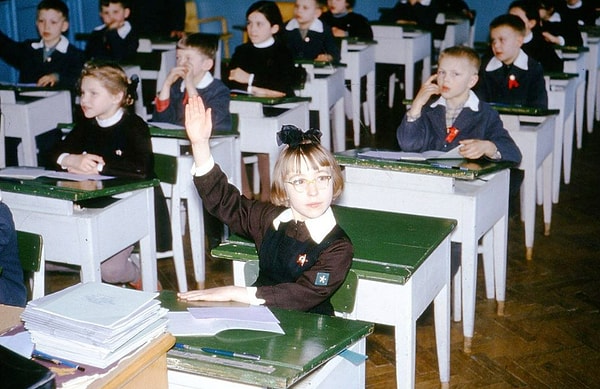 28. Октябрята в школе № 600