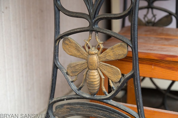 Украшение на швейной машине