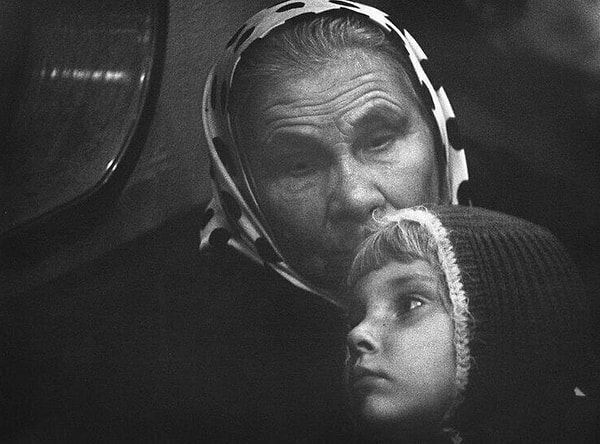 9. Бабушка и внучка, 1980 год, г. Москва