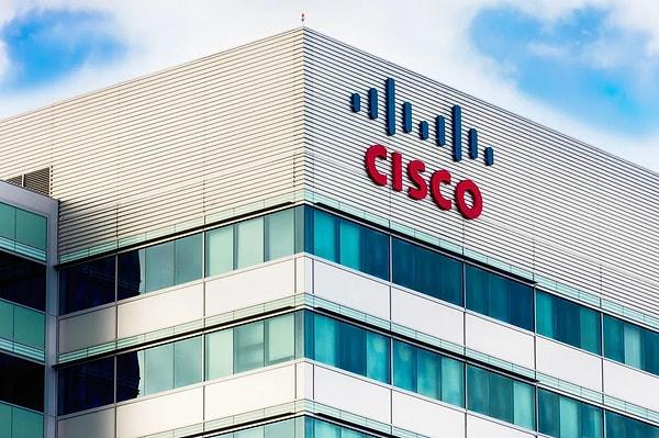 Çok uluslu bir teknoloji şirketi olan Cisco, ağ güvenlik sistemleri üzerine uzmanlaşmış bir şirket.