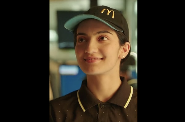 McDonald's Hindistan'da yayınlanan reklam filmi özellikle çalışanlarını nesneleştirmesi bakımından eleştirilerin odağında.