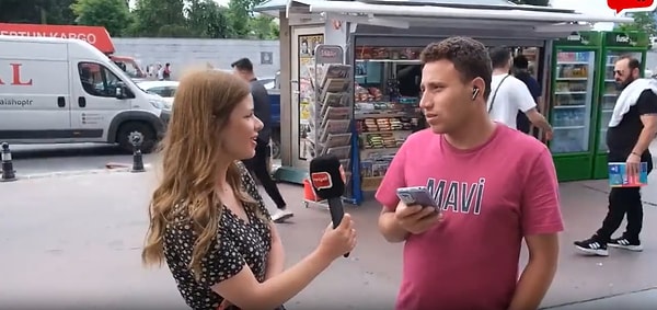 Suriyeli erkek sözlerinin devamında ise tekstil ile uğraştığını belirtip, 'Vergi ödemiyorum, şeriat geldin, tek eksik şeriat' dedi.