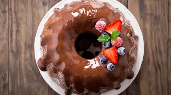 6. Наконец, чем украсите торт?