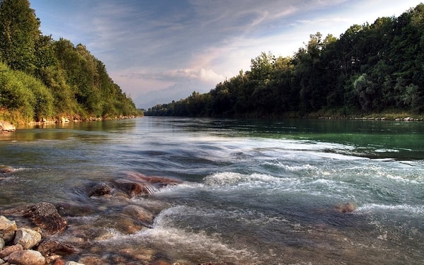 5. Выберите самую длинную реку в мире: