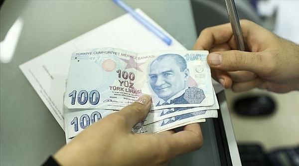 Türkiye'de resmi olmayan verilere göre çalışan kesimin yarısından fazlası, geçen yıl dönemin Çalışma Bakanı Vedat Bilgin'in açıklamasına göreyse yüzde 38'i asgari ücretli olarak görülüyor.