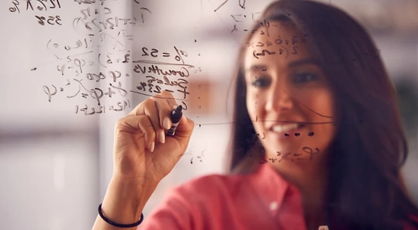 10. Чему равен квадратный корень из 4900?