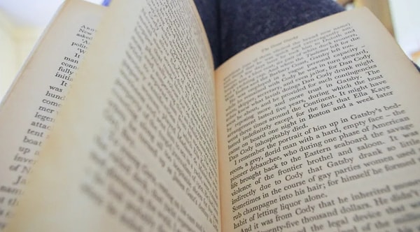 15. Кто написал «Великого Гэтсби»?