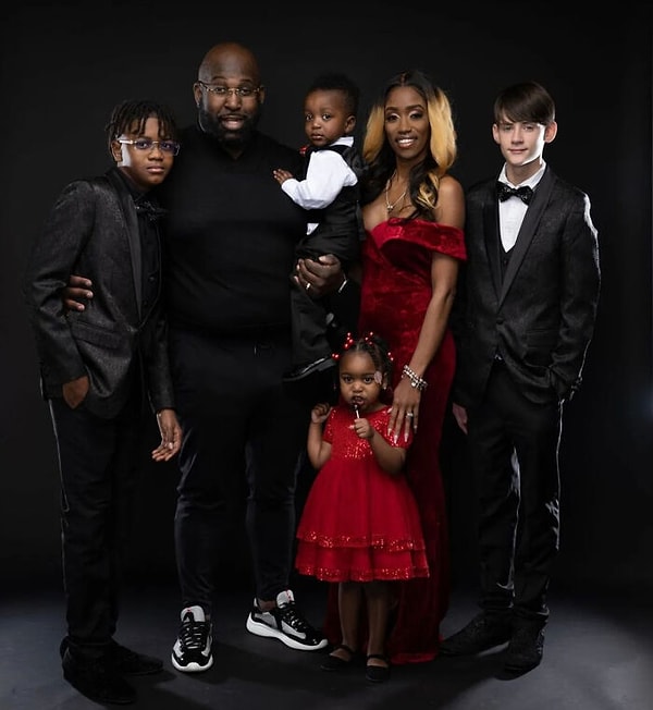 Эндрю менялся и работал над поведением, его дважды рассматривали на усыновление, но оба усыновления не увенчались успехом